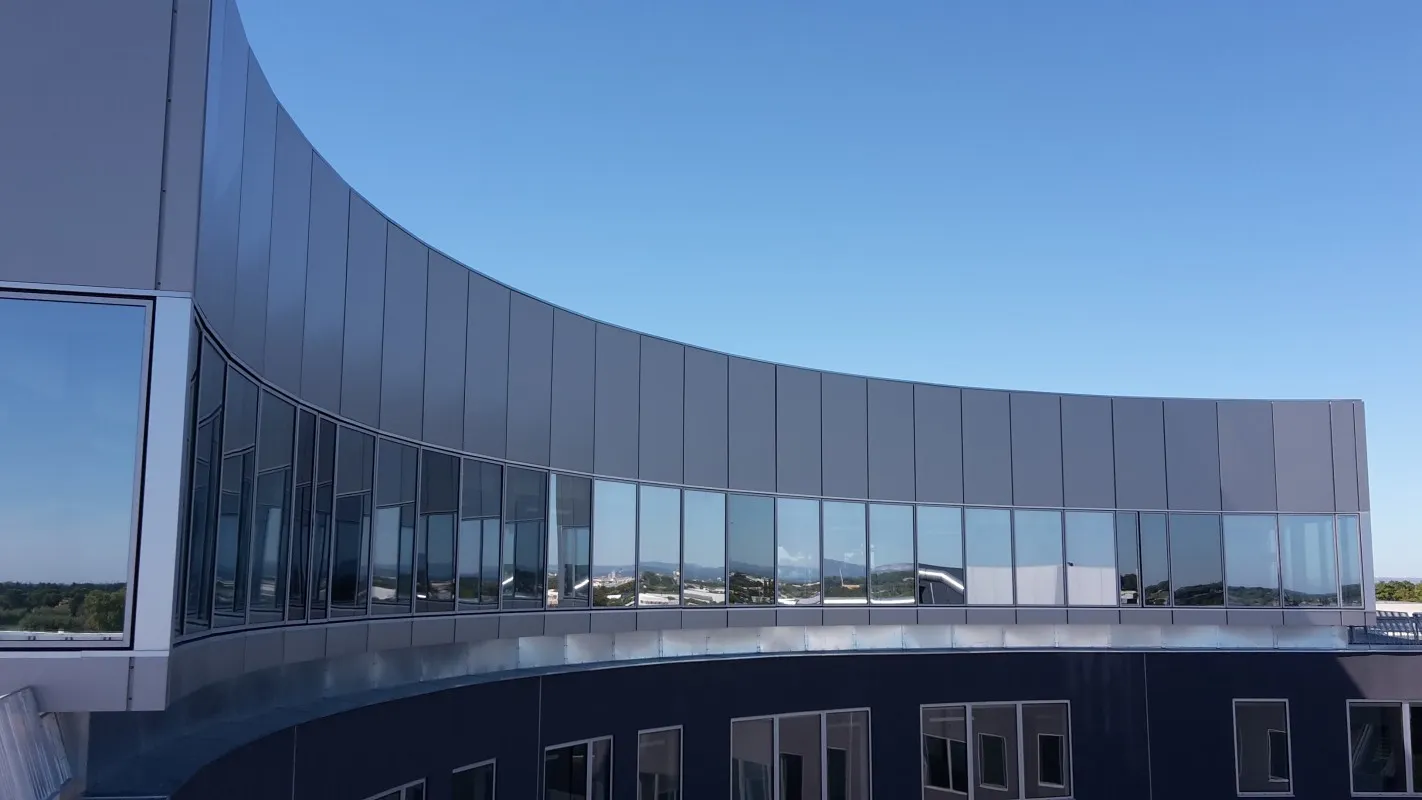 Façade en Alucobond Façade en Alucobond