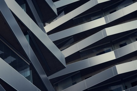 Qu'est-ce qu'une façade de bâtiment moderne ?