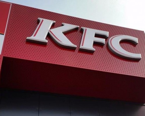 KFC - RÉALISATION DES ENSEIGNES EN PANNEAU COMPOSITE ALU 